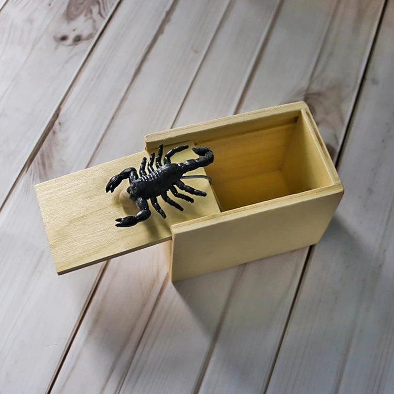 🎁Super Funny Crazy Prank Gift Spider Box